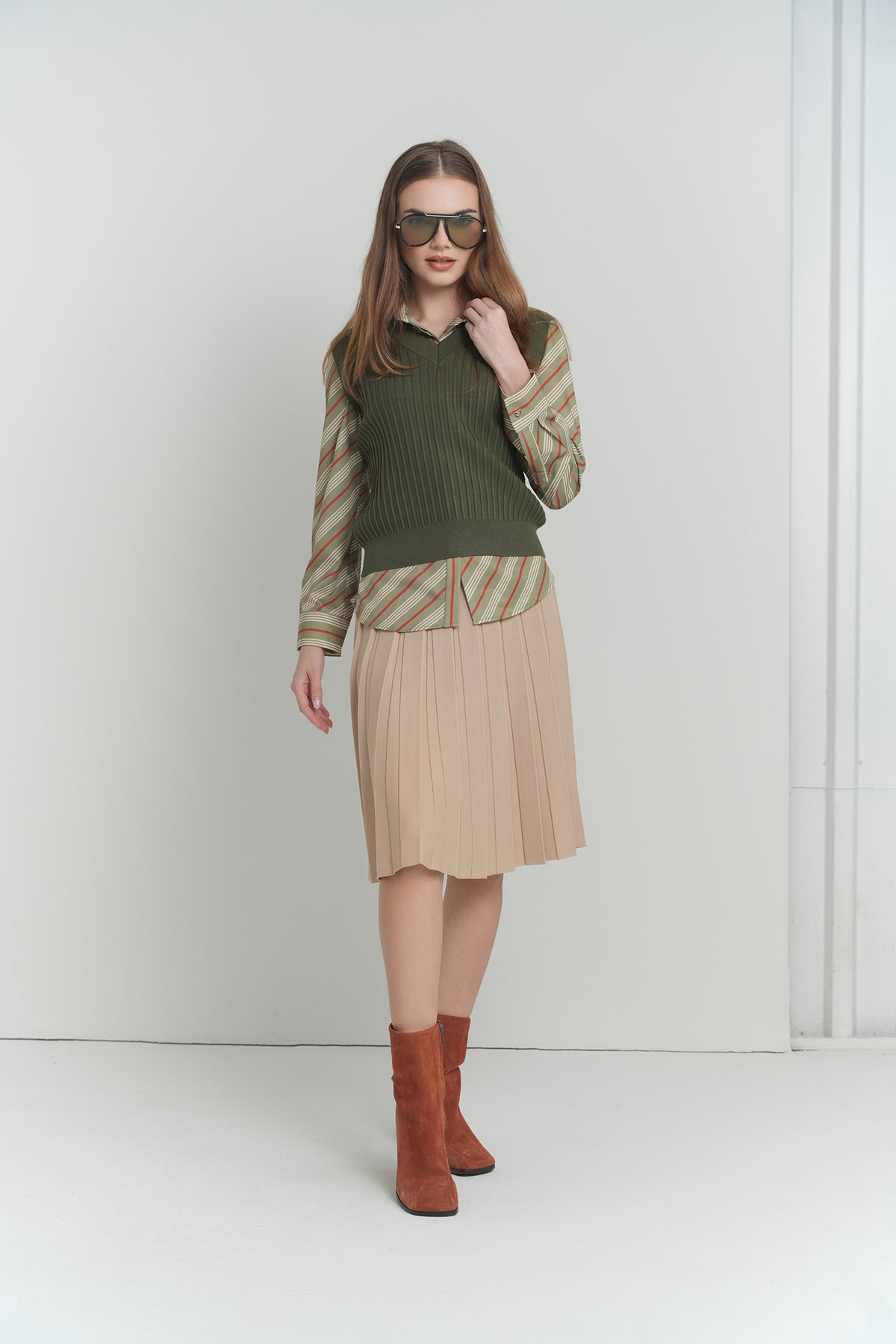 Aleeza Paris Sienna Ribbed Vest – modest top