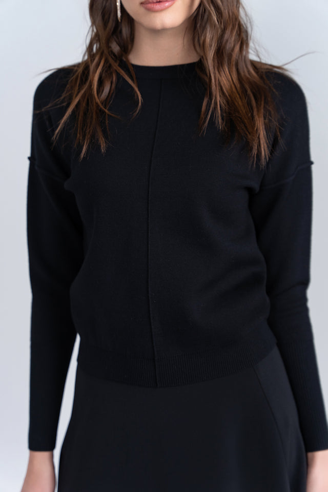 Essentiale Ease Knit Top