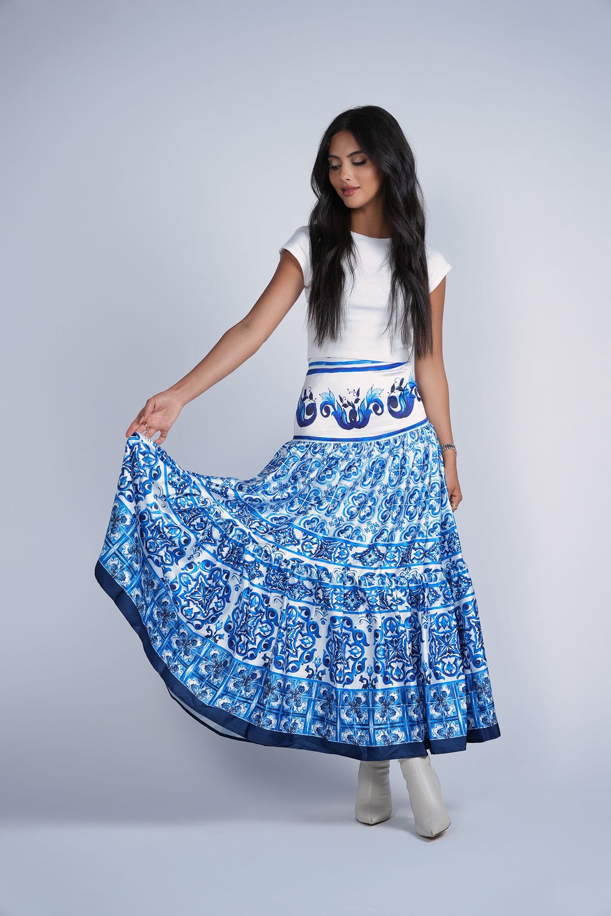 Aleeza Paris Azaria Maxi Skirt – modest skirt in Blue/White