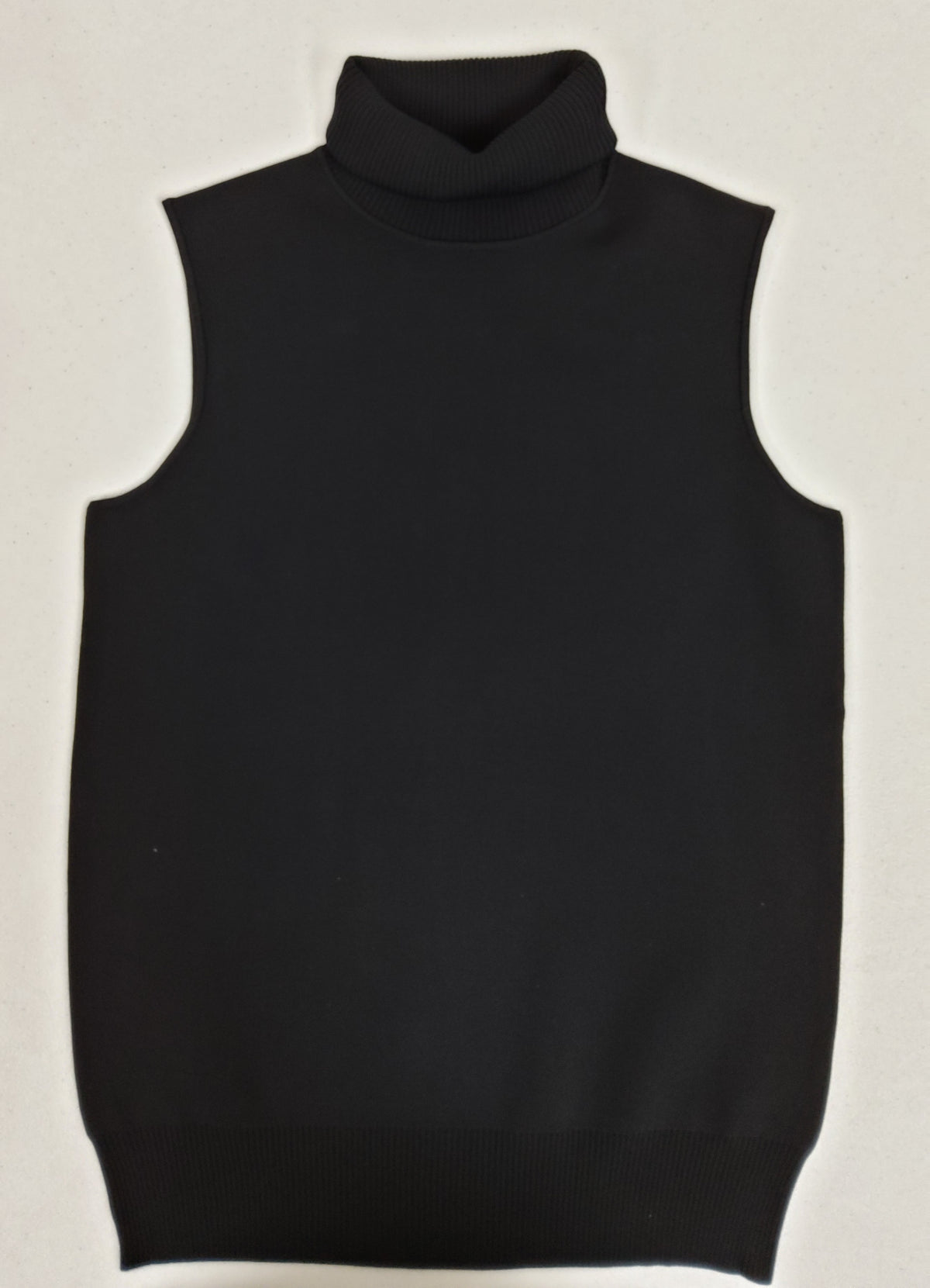 Aleeza Paris Bescon Turtleneck – modest top
