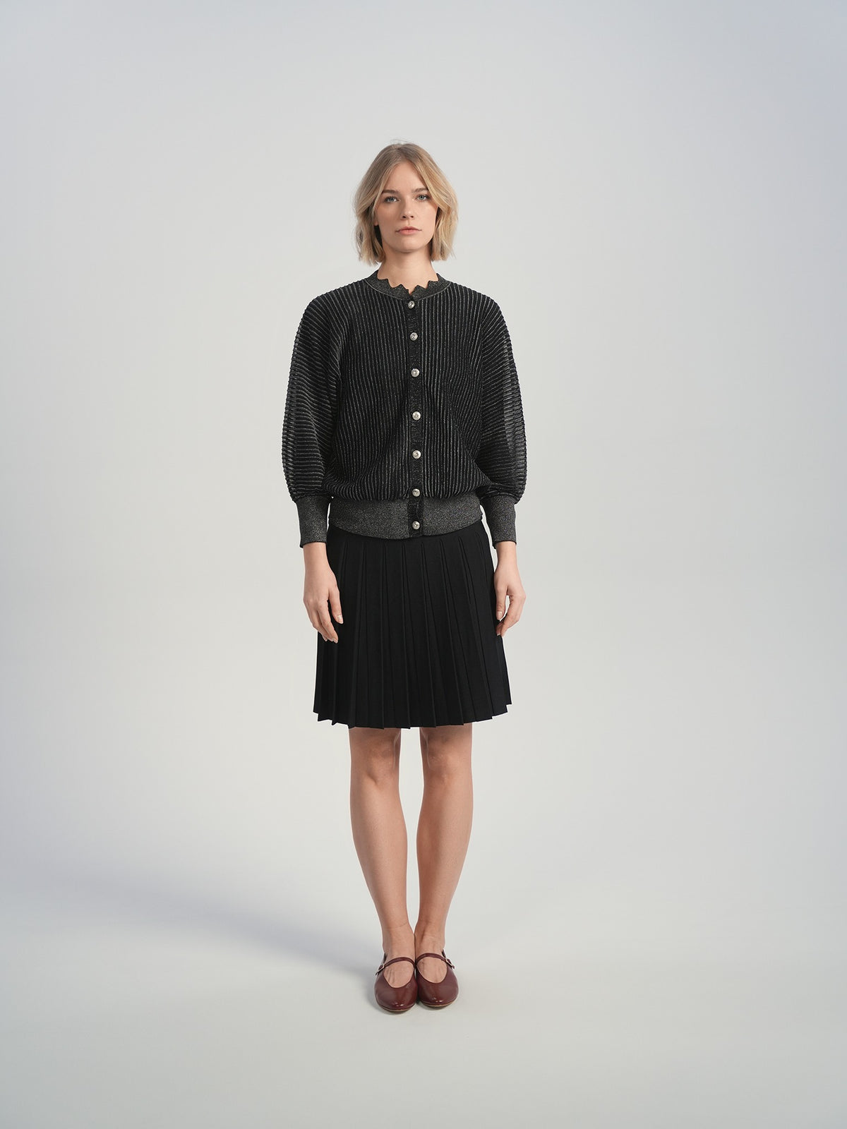 Aleeza Paris Ceci Cardigan – modest top in Black