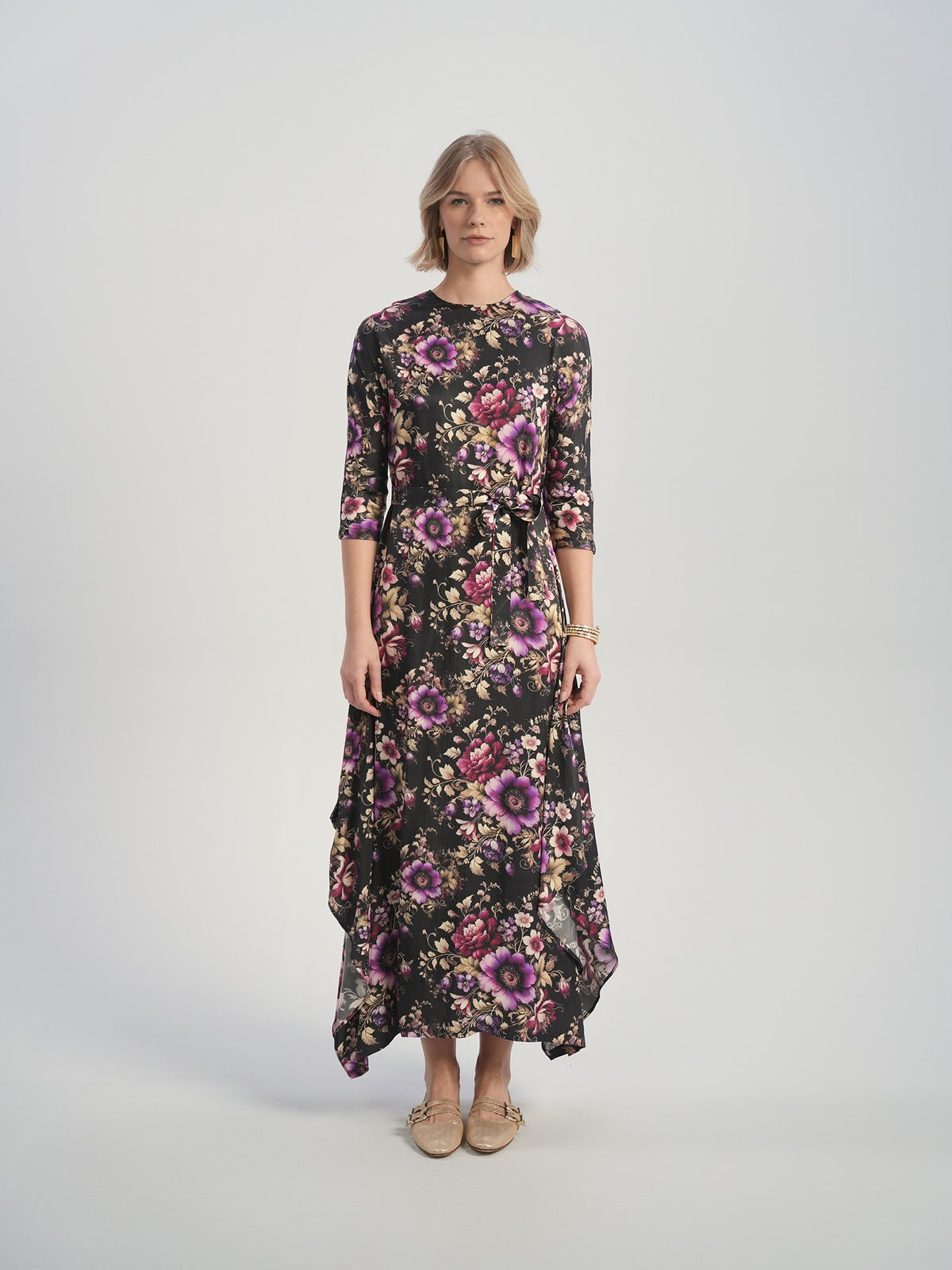 Aleeza Paris Chinni Dress – modest dress in Black Floral