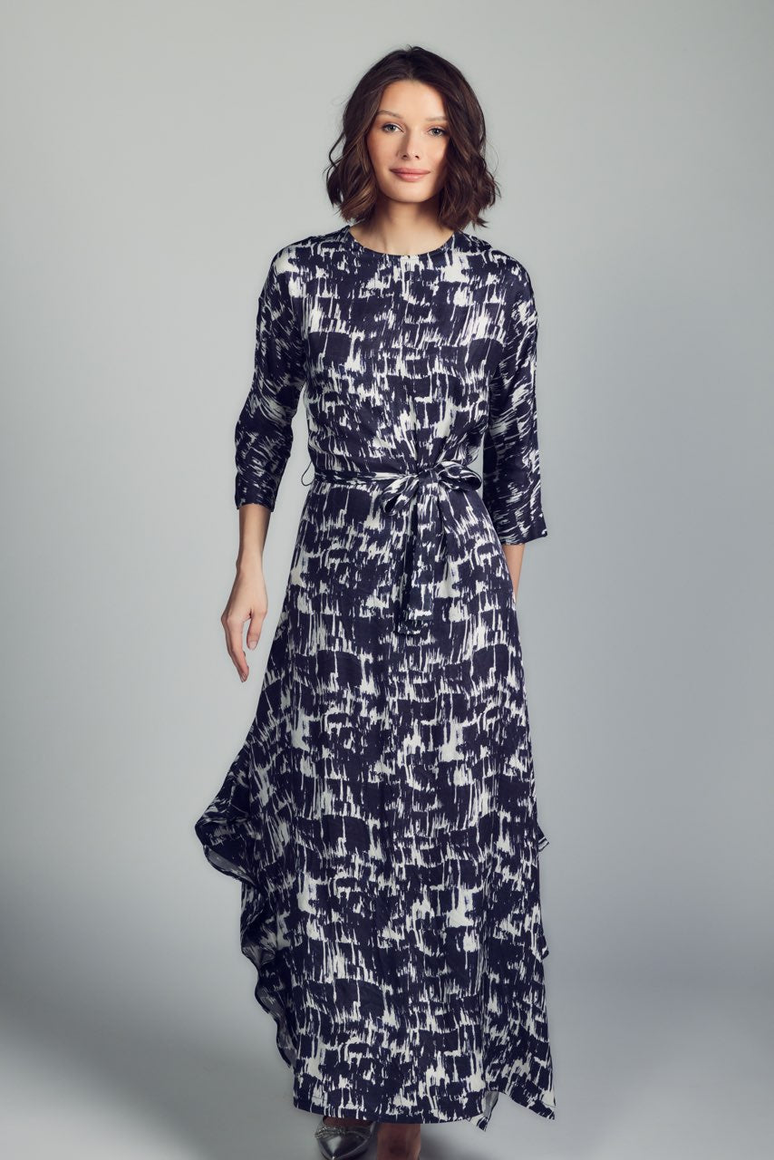 Aleeza Paris Chinni Dress – modest dress in Black/Ivory