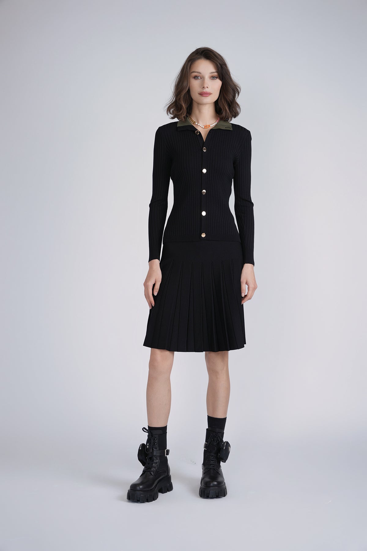 Aleeza Paris Classic Ribbed Knit Top – modest top in Black