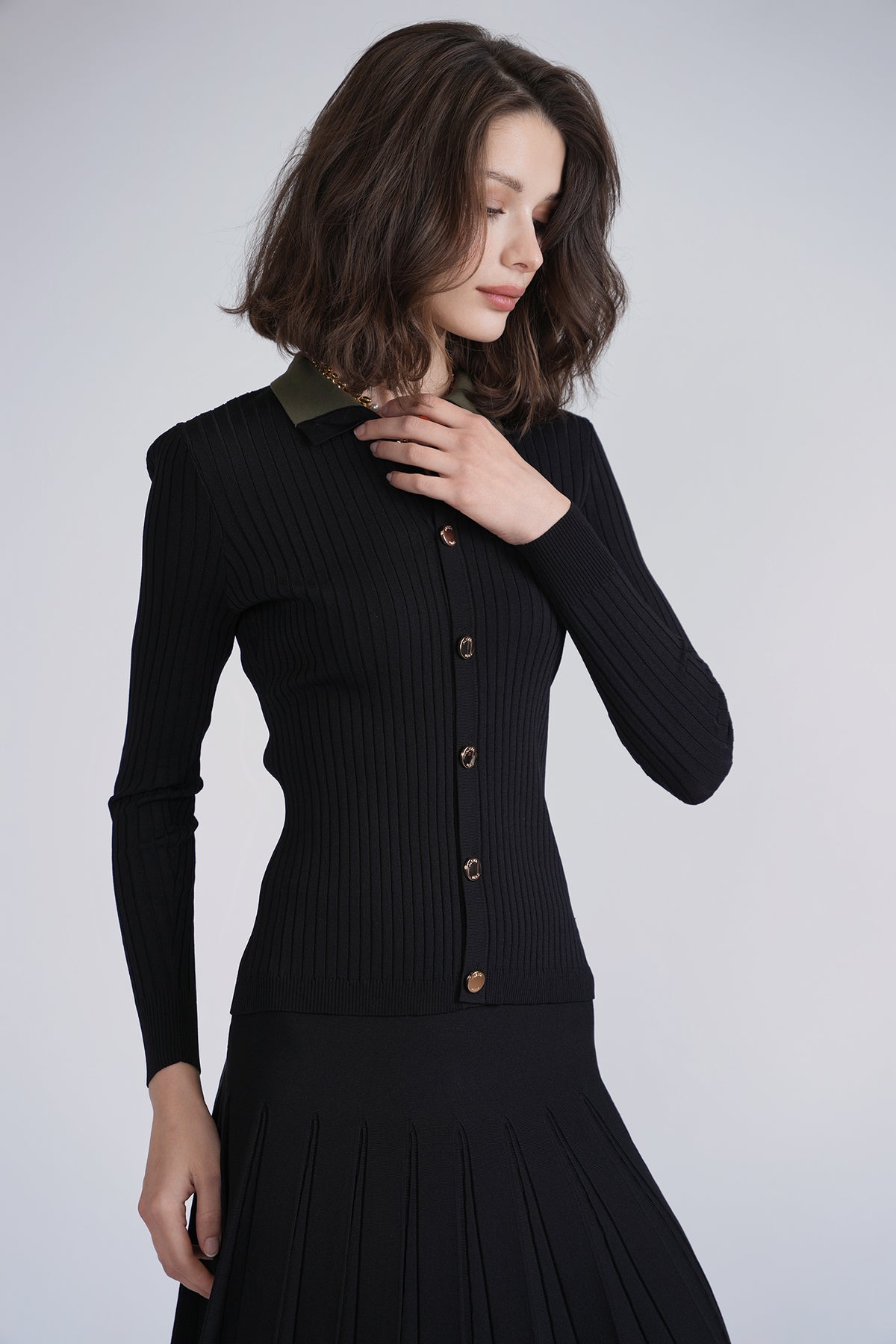 Aleeza Paris Classic Ribbed Knit Top – modest top in Black