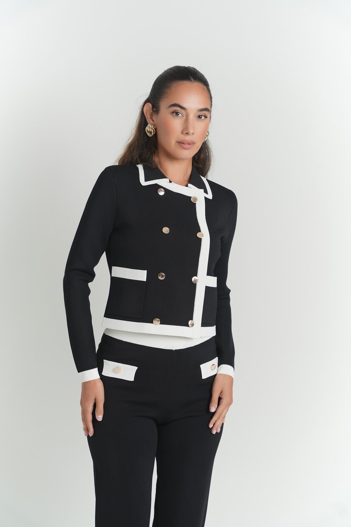 The Elodie Contrast Jacket in Black With White Edge – on model – ALEEZA PARIS