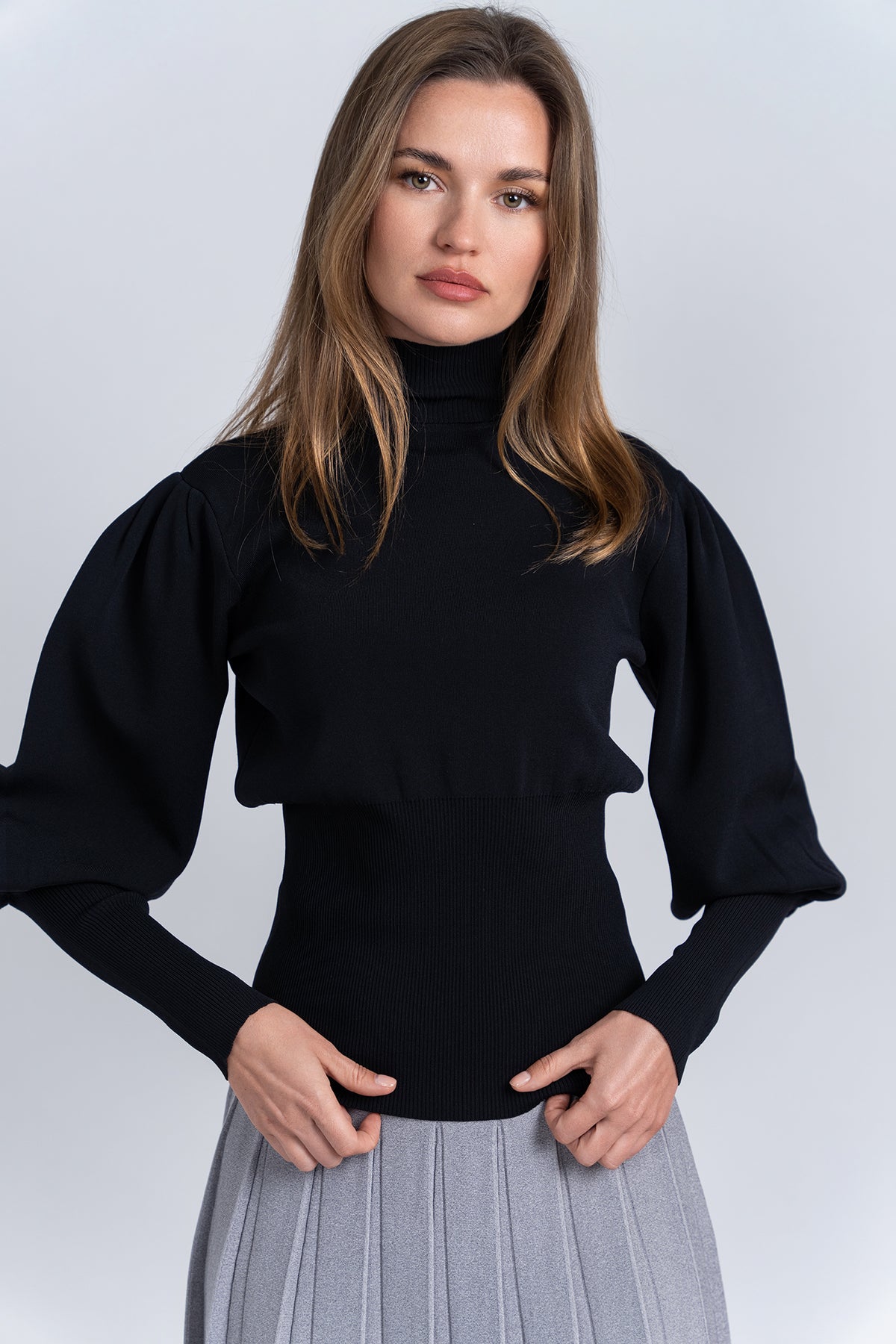Aleeza Paris Evelynn Top – modest dress in Black