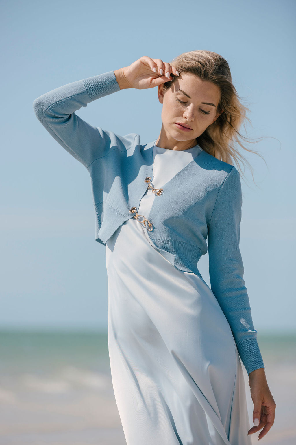 Aleeza Paris Grace Cropped Chain Cardigan – modest top