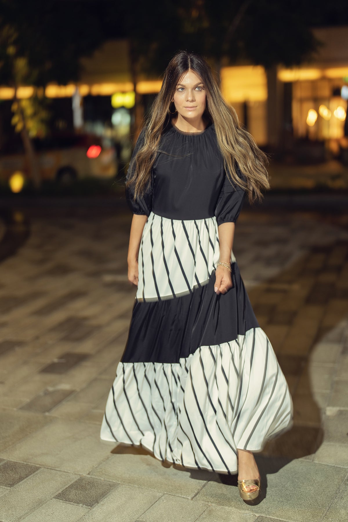 Aleeza Paris Laguna Dress – modest dress in Black/Ivory