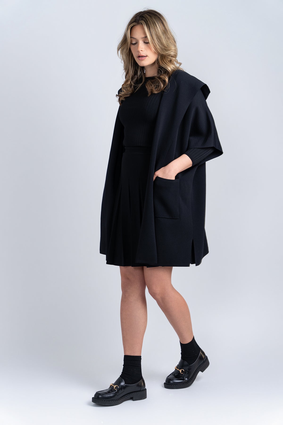 Aleeza Paris Malaga Jacket – modest top in Black