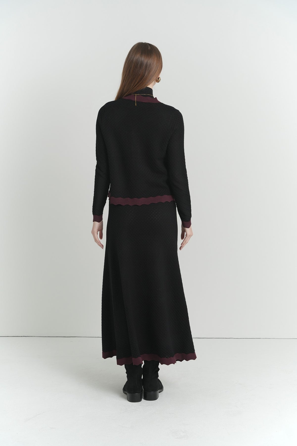 Marielle Trim Cardigan in Black With Plum Trim – on model – ALEEZA PARIS