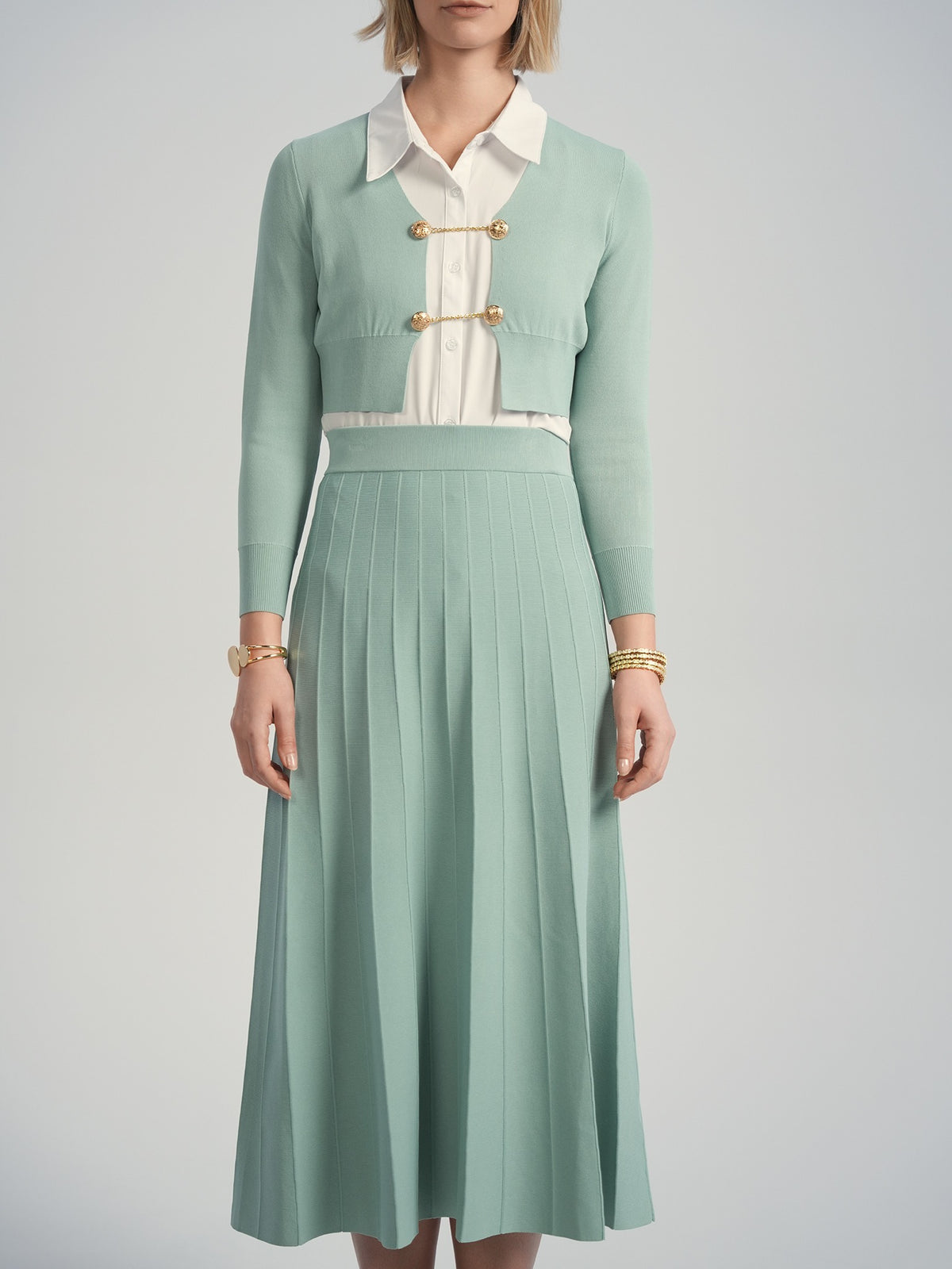 Aleeza Paris Nopal Cropped Cardigan – modest top