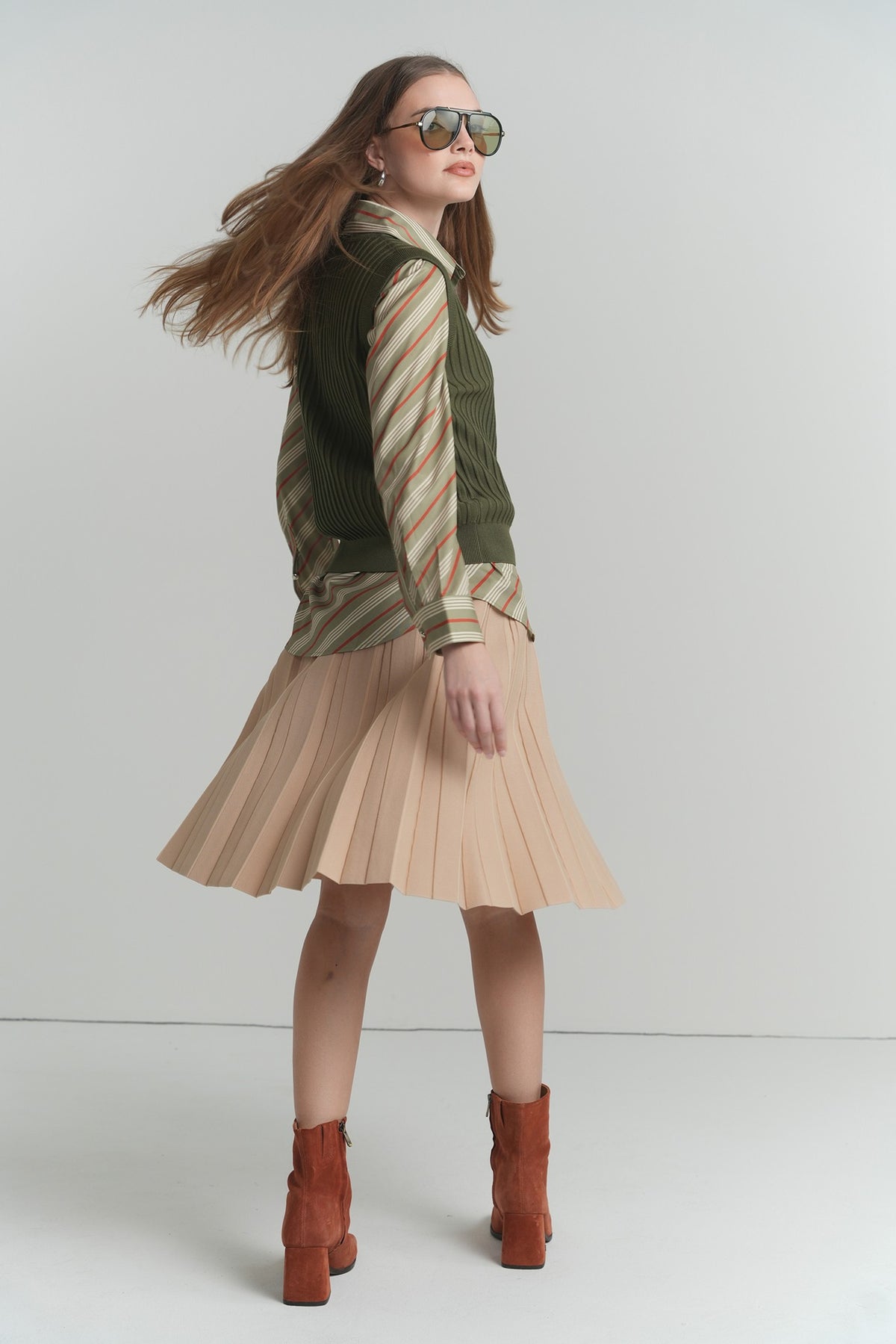 Sienna Ribbed Vest in Moss Green – on model – ALEEZA PARIS
