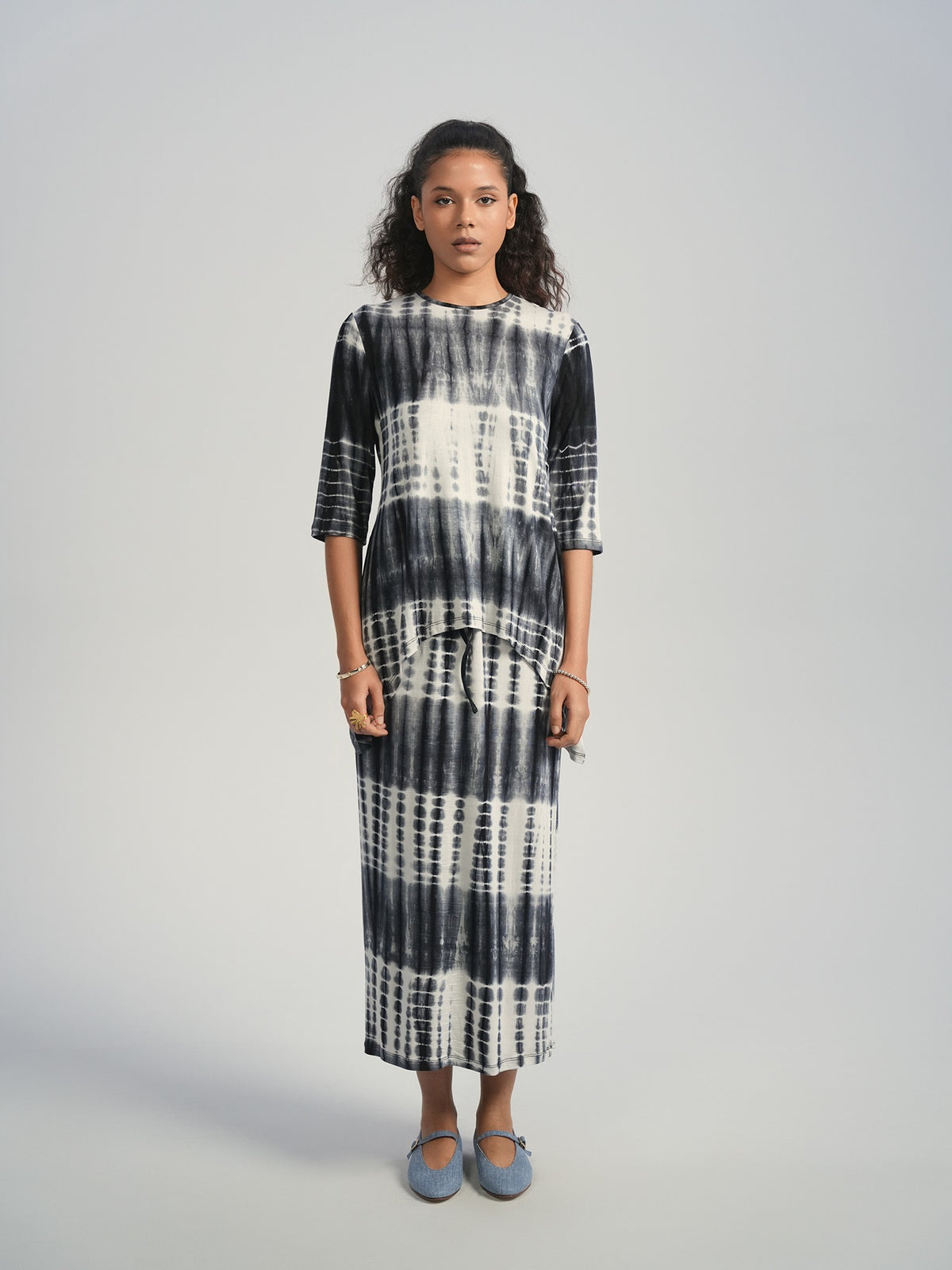 Aleeza Paris Tie Dye Skirt – modest skirt in Tri Color Black
