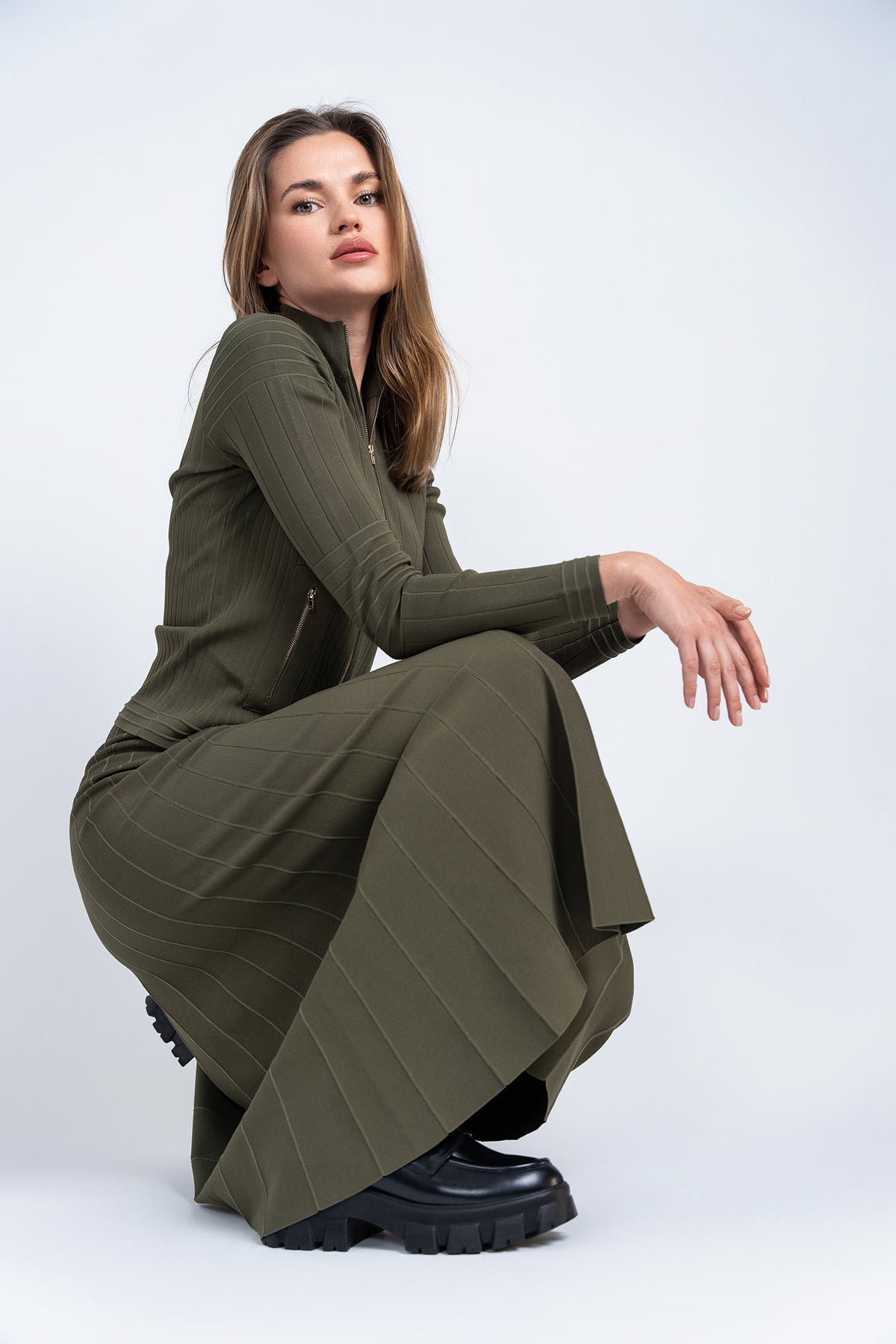 Aleeza Paris Timeless Zipper Cardigan – modest top