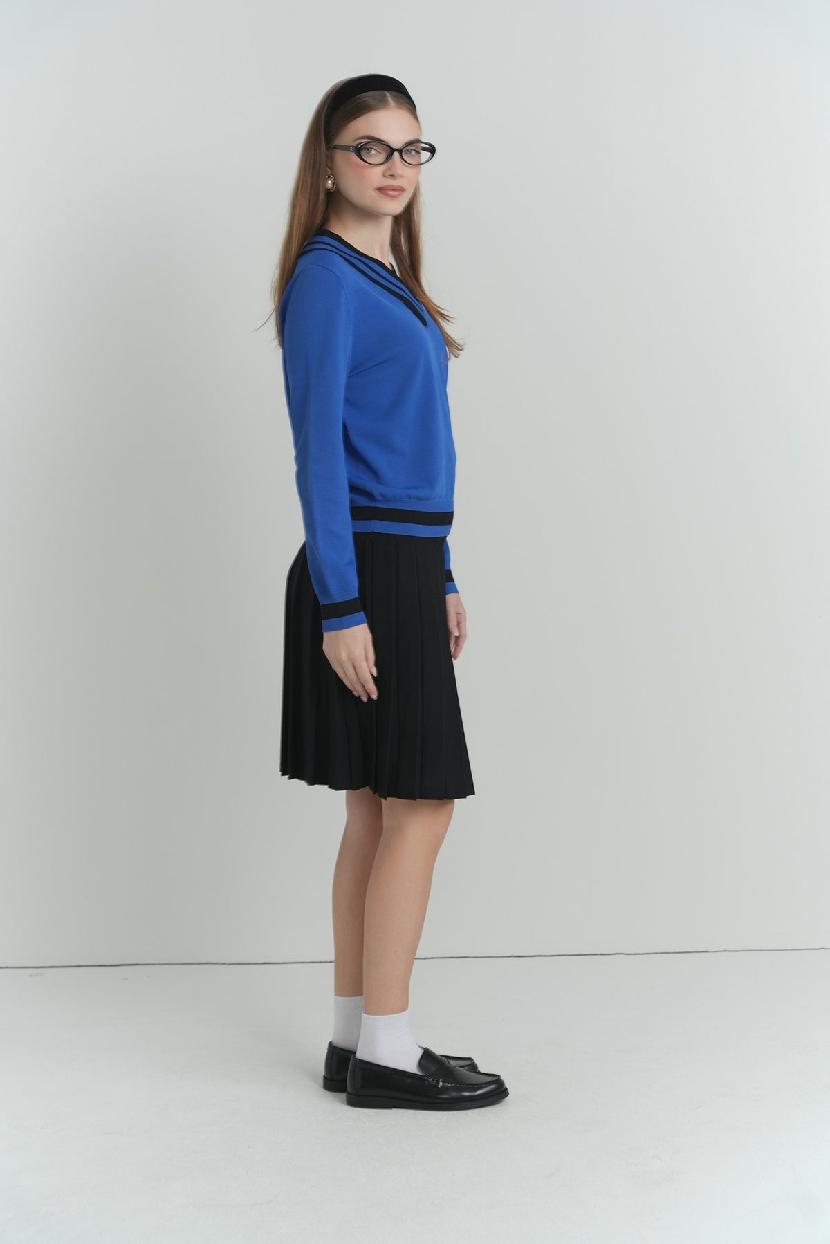 V-Neck Cricket Sweater in Cobalt And Black – on model – ALEEZA PARIS