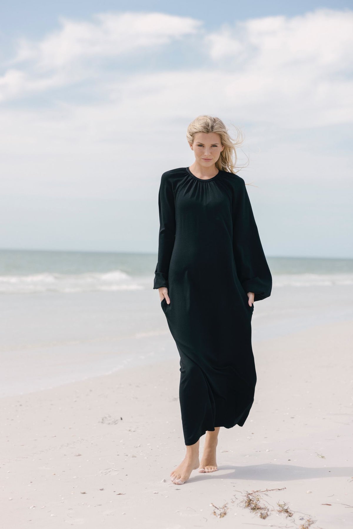 Aleeza Paris Willow Knit Maxi Dress – modest dress in Black
