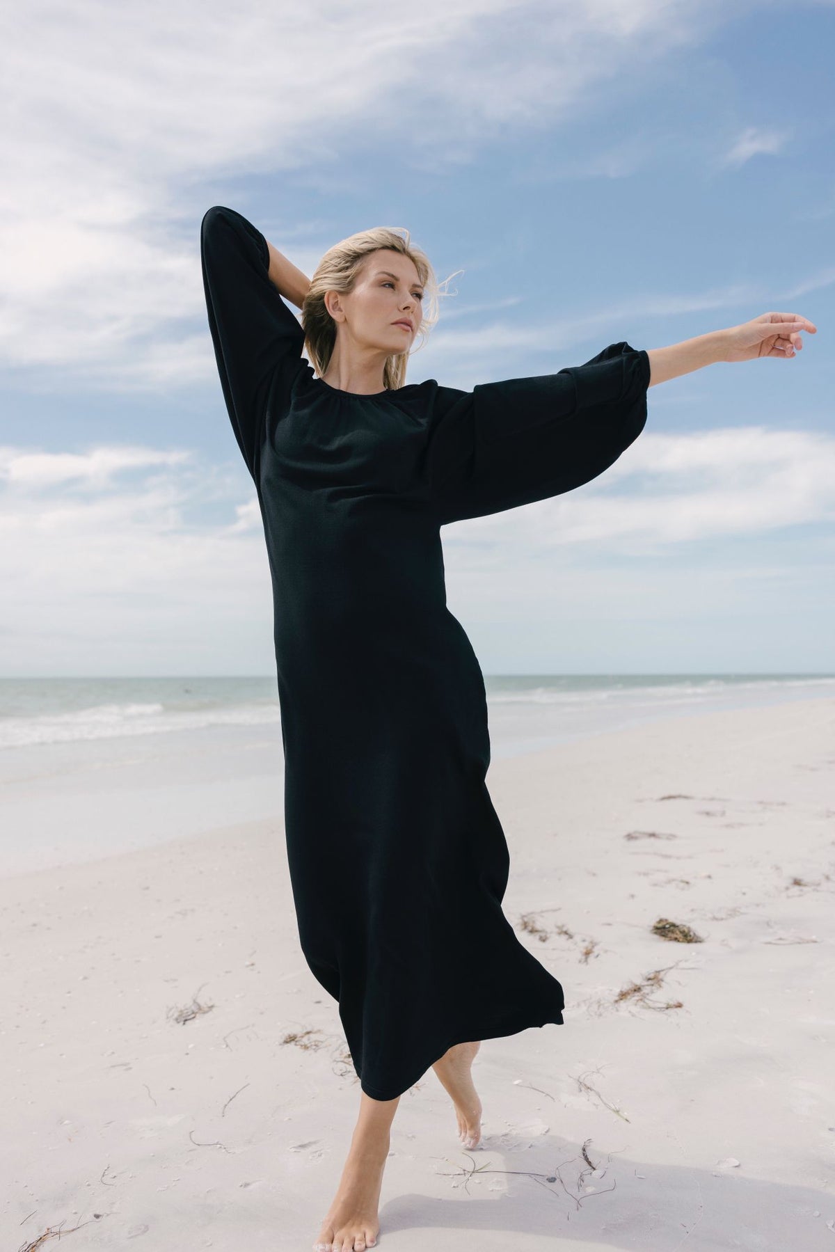 Aleeza Paris Willow Knit Maxi Dress – modest dress in Black