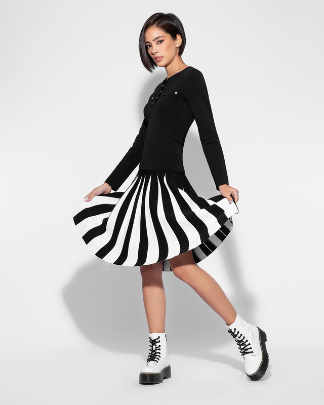 Pleated Wonder Piano Skirt