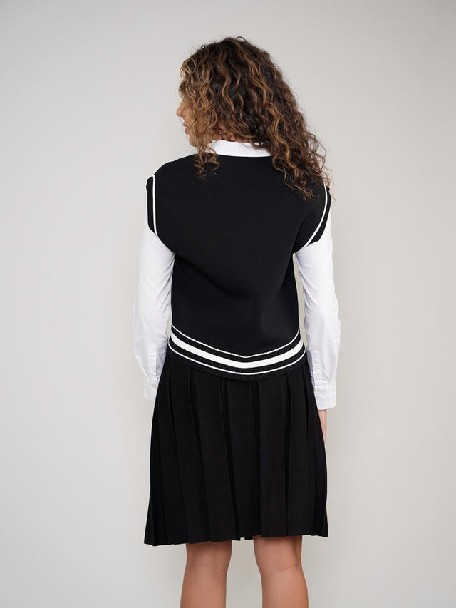 Knit Sleeveless Vest