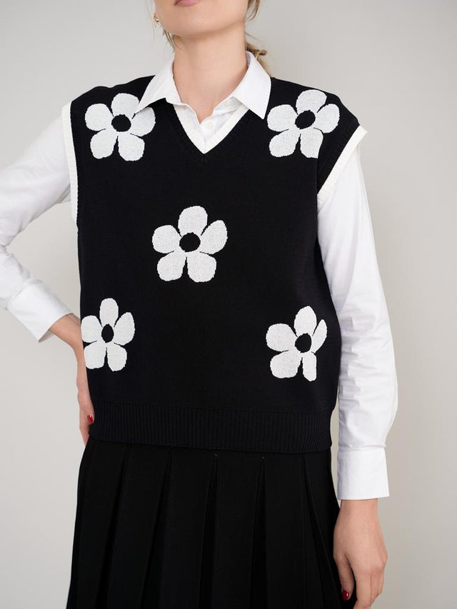 Flower Knit Sleeveless Vest