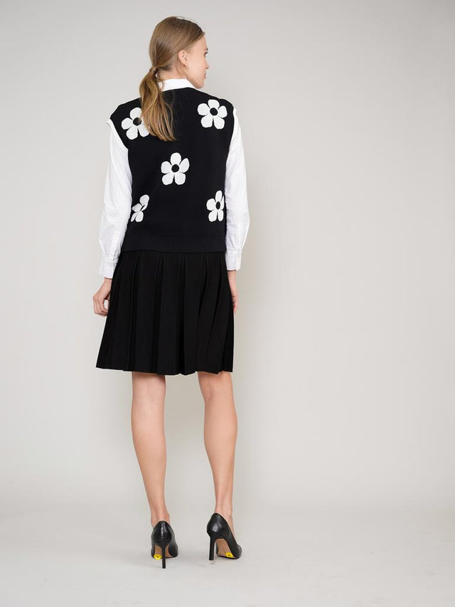 Flower Knit Sleeveless Vest