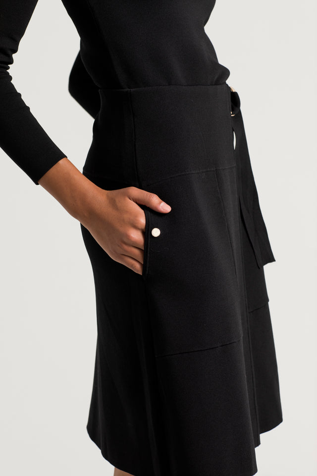 Pocket Skirt In Black