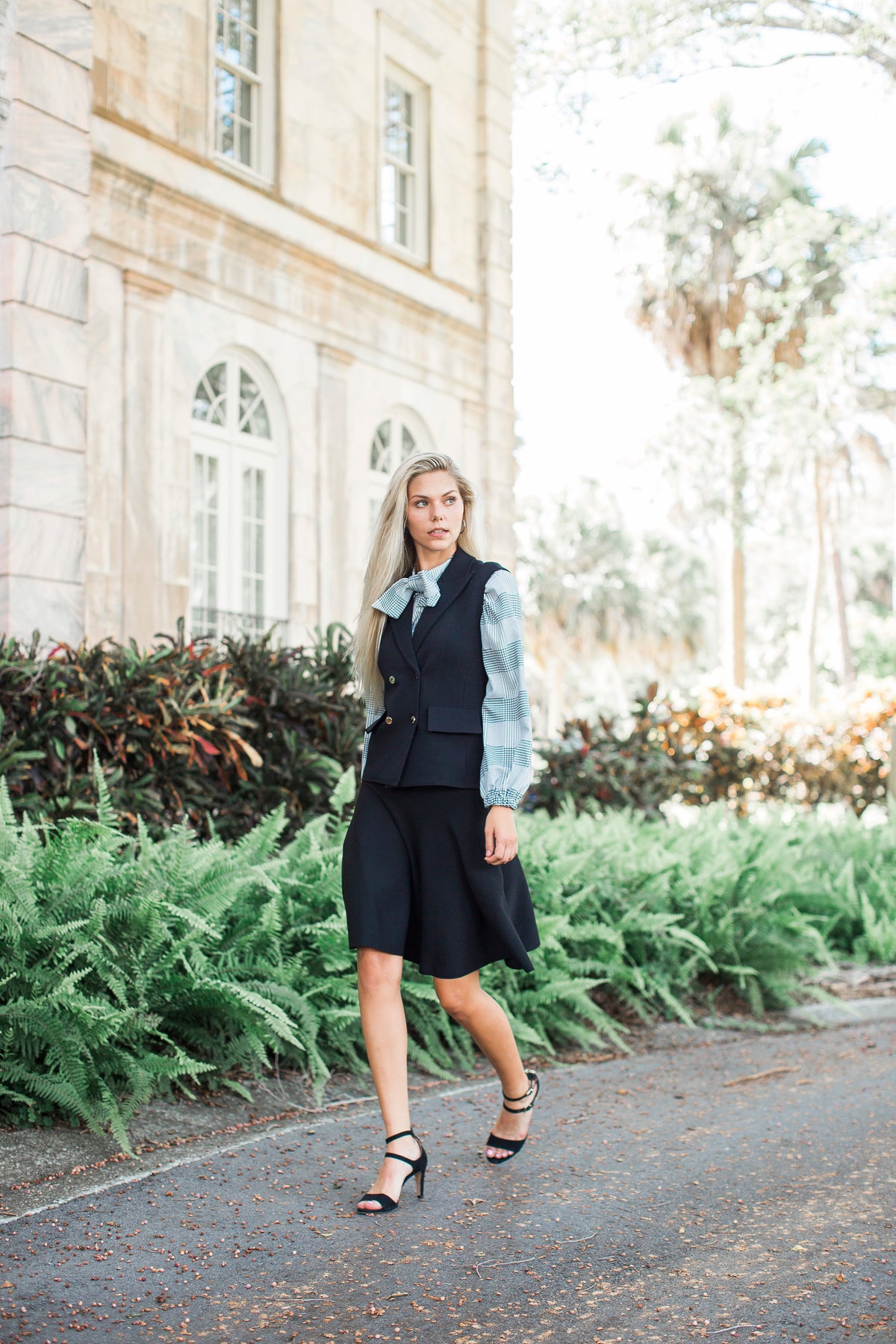 Aleeza Paris Blazer Vest – modest blazer in Black