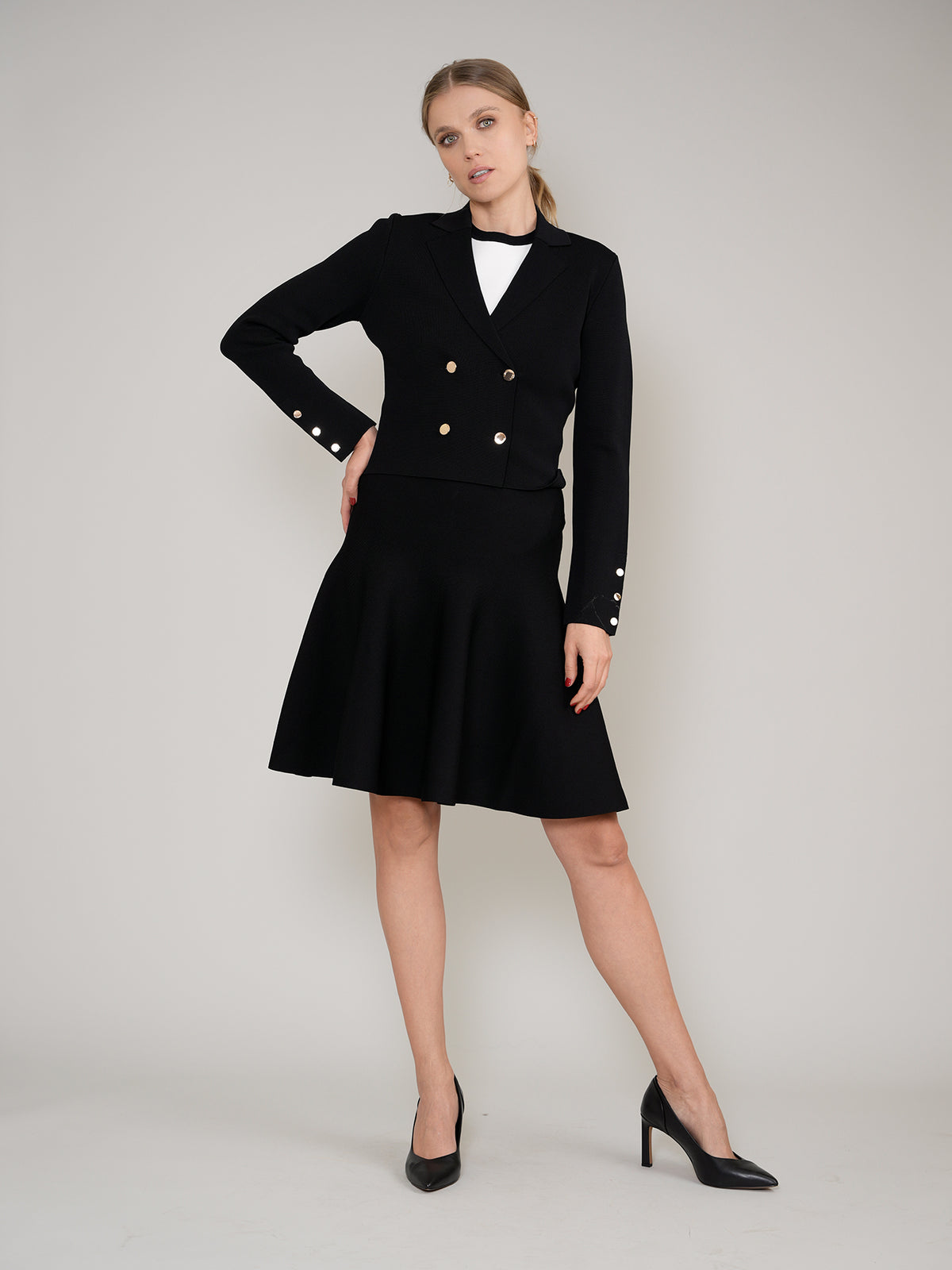 Aleeza Paris Short Blazer – modest dress in Black