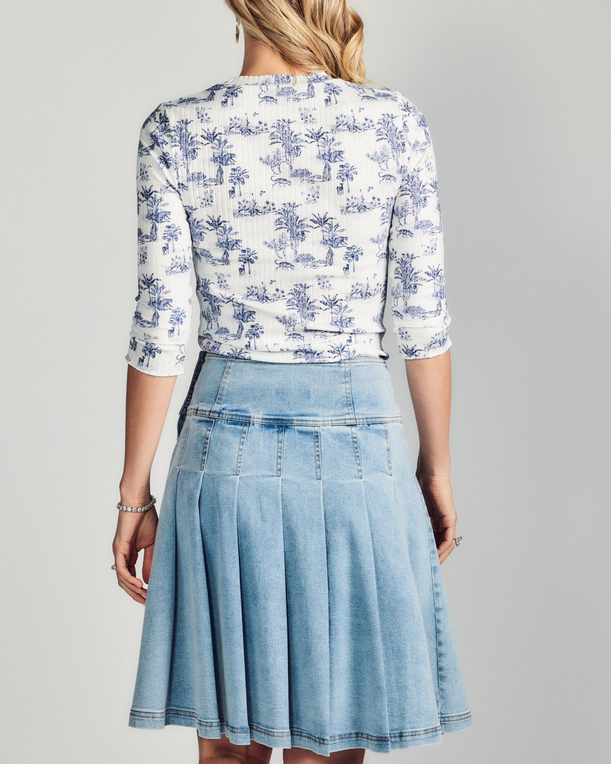 Aleeza Paris Abby Palm T-Shirt – modest top