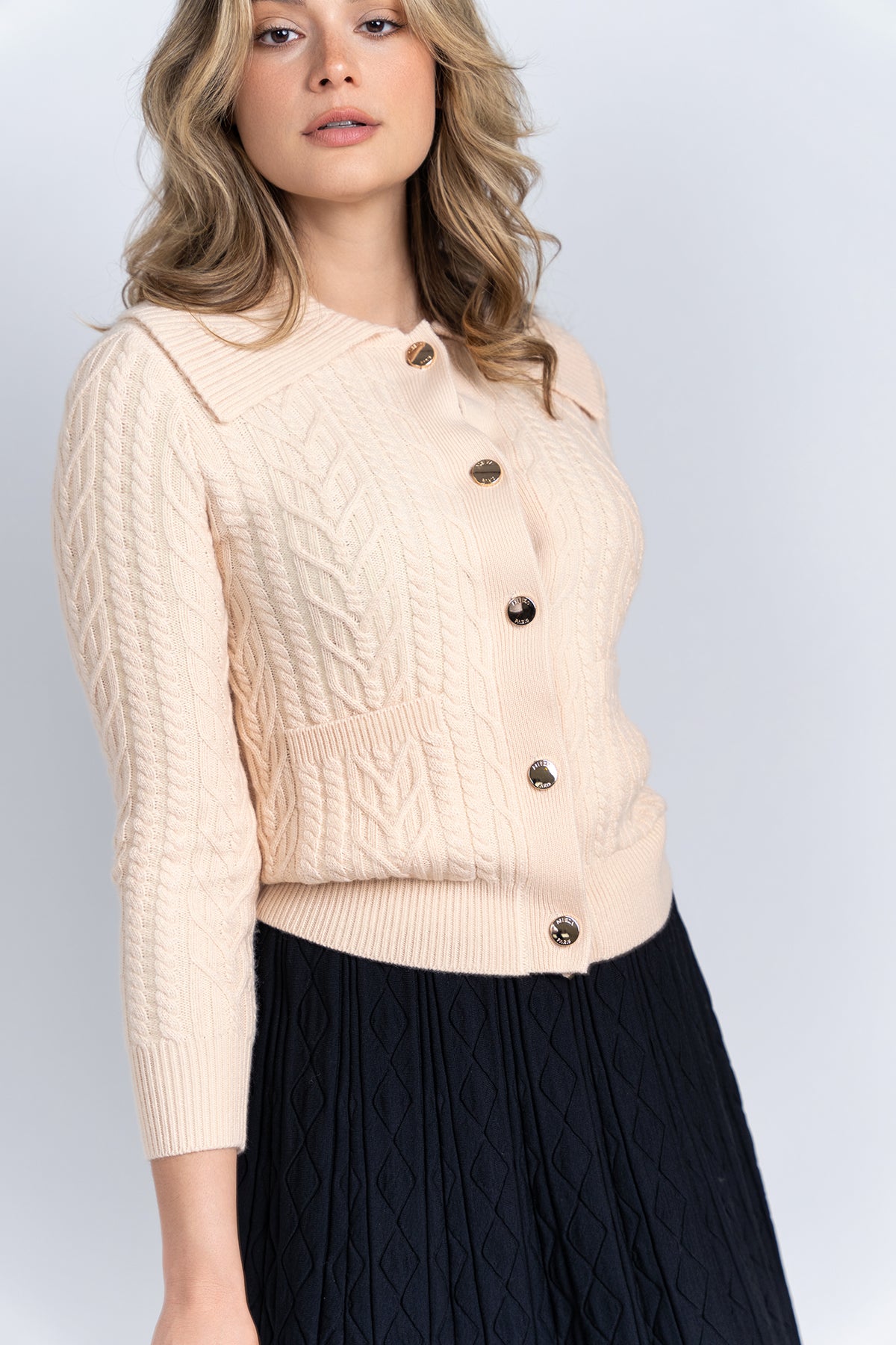 Aleeza Paris Amulia Top – modest top in Oatmeal