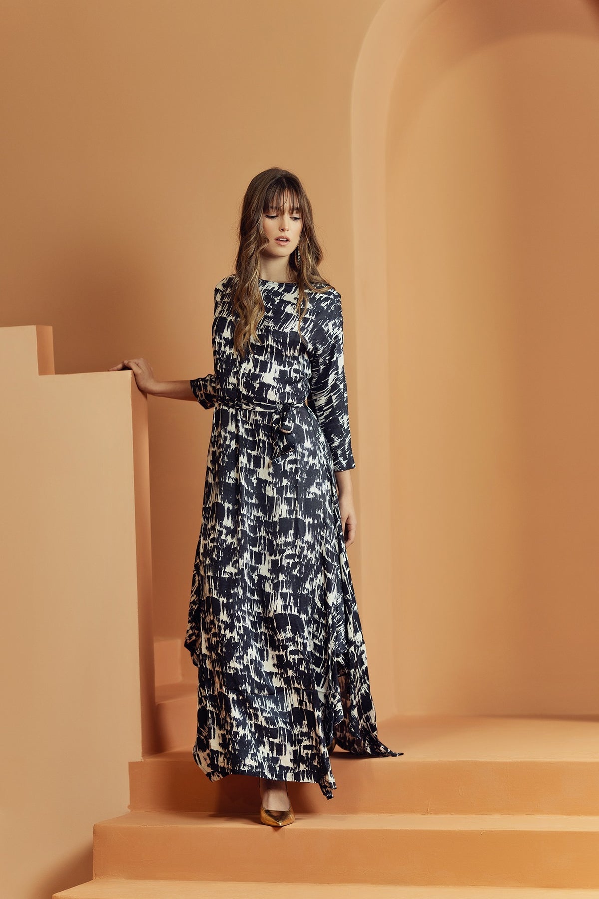 Aleeza Paris Chinni Dress – modest dress in Black/Ivory