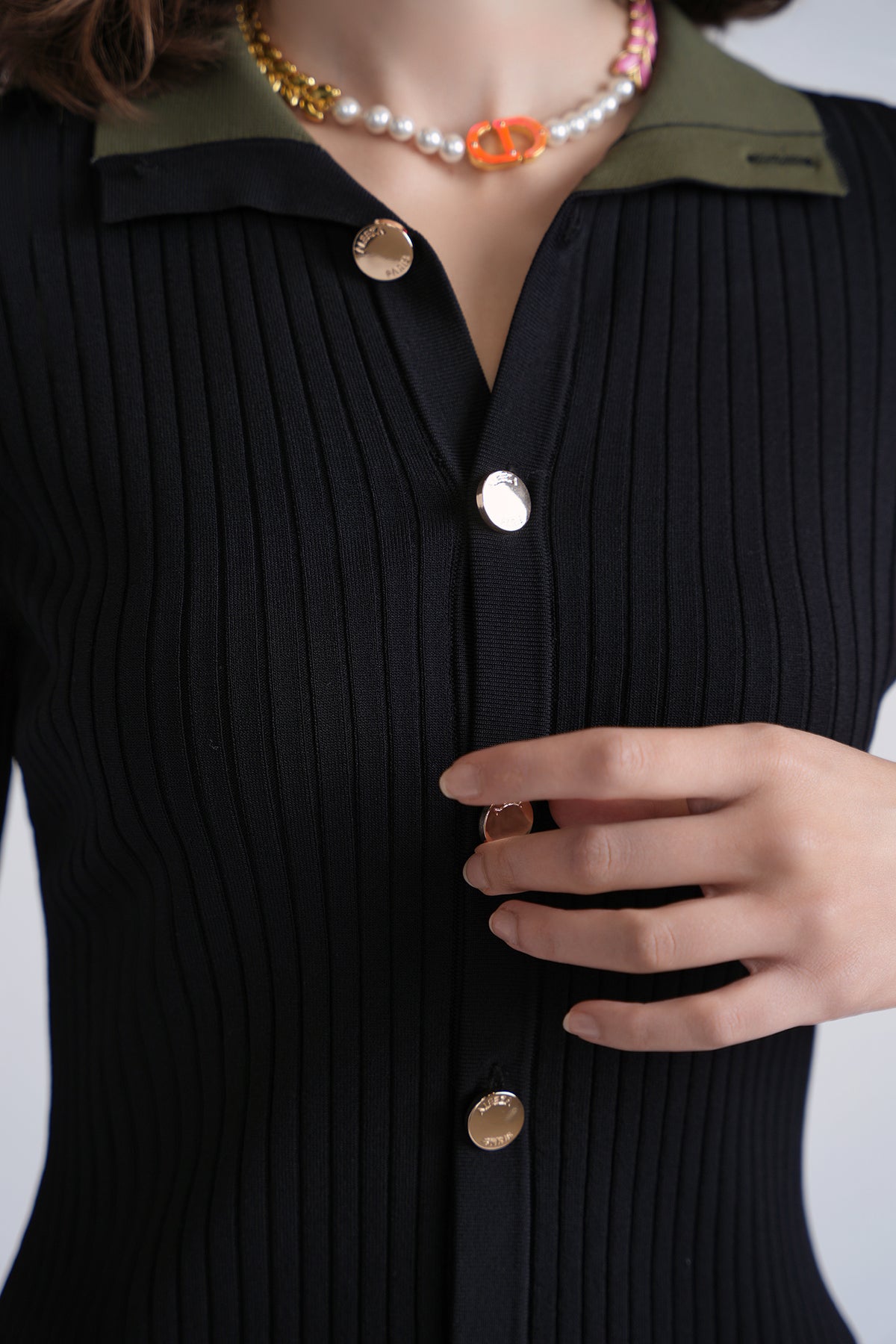 Aleeza Paris Classic Ribbed Knit Top – modest top in Black