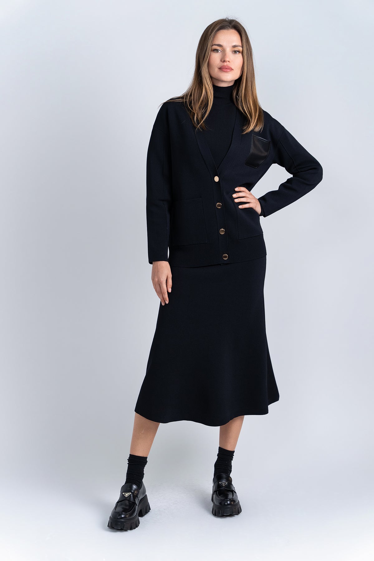 Aleeza Paris Ella Long Blazer – modest dress in Black