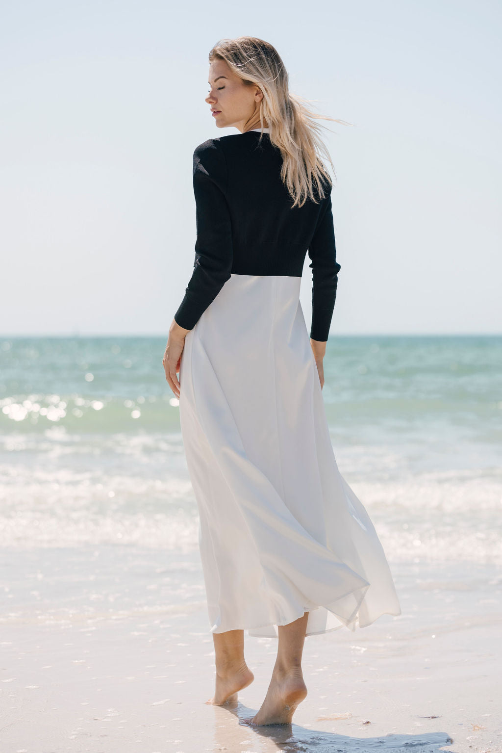 Aleeza Paris Grace Cropped Chain Cardigan – modest top