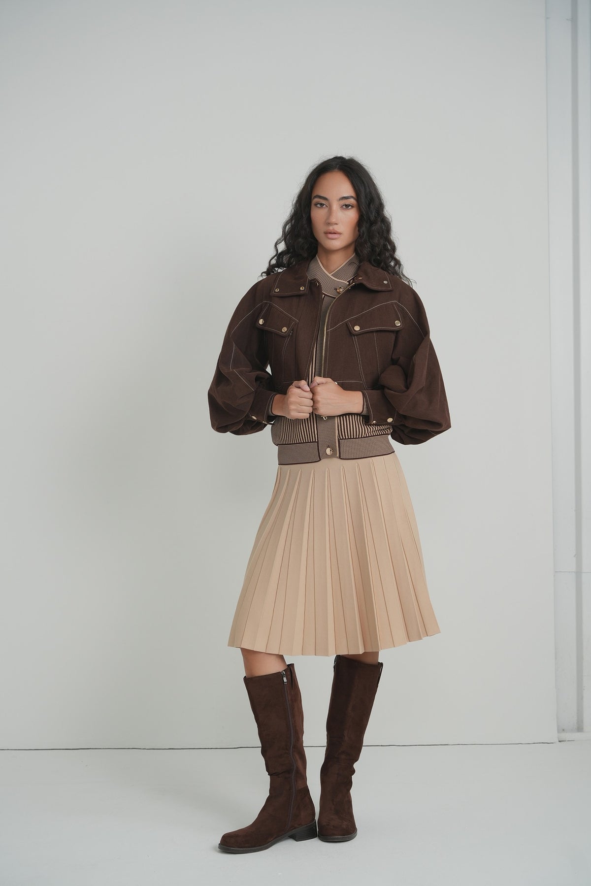 Pleated Wonder Skirt in Mocha – on model – ALEEZA PARIS