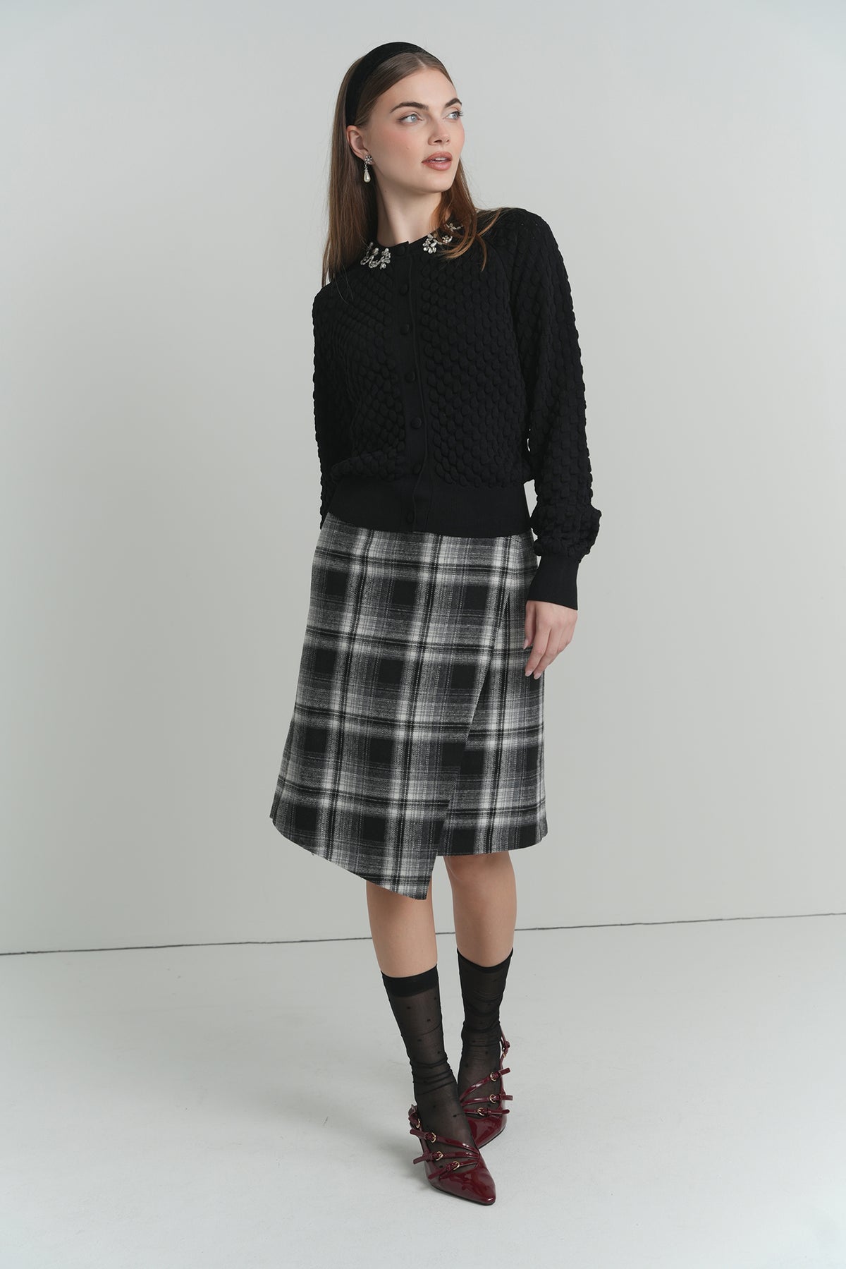 The Briar Plaid Skirt - Black Plaid 23"