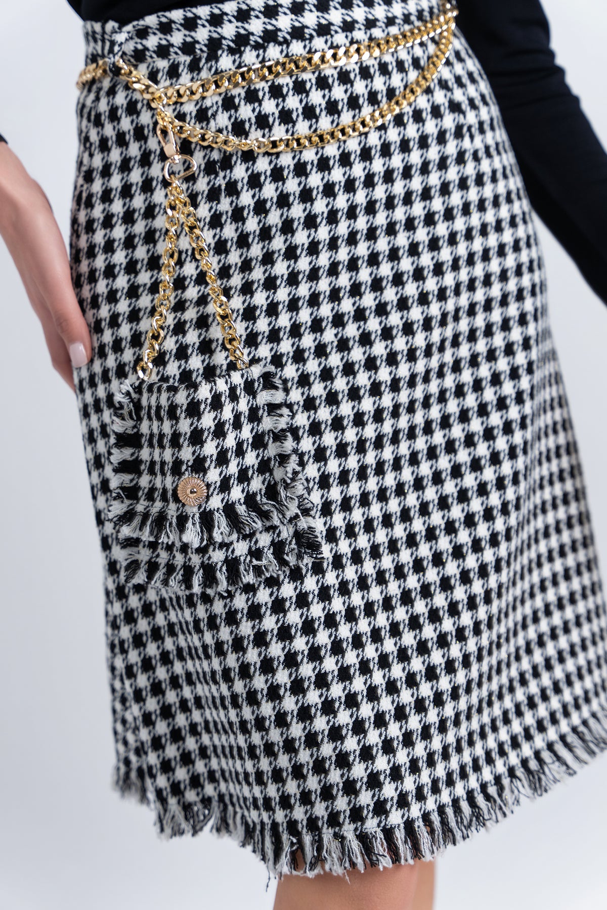 Aleeza Paris Tweed Fringe Skirt – modest skirt in Black/Ivory