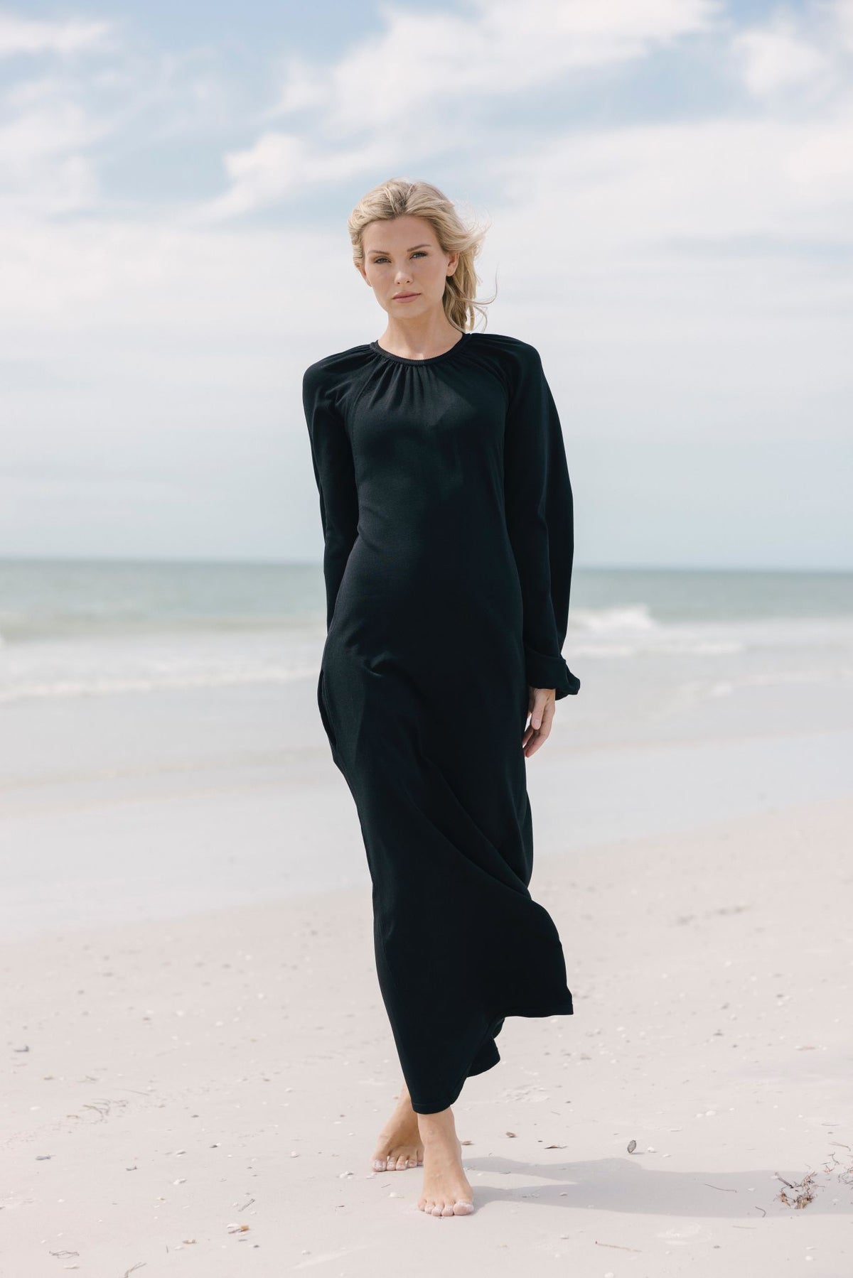 Aleeza Paris Willow Knit Maxi Dress – modest dress in Black