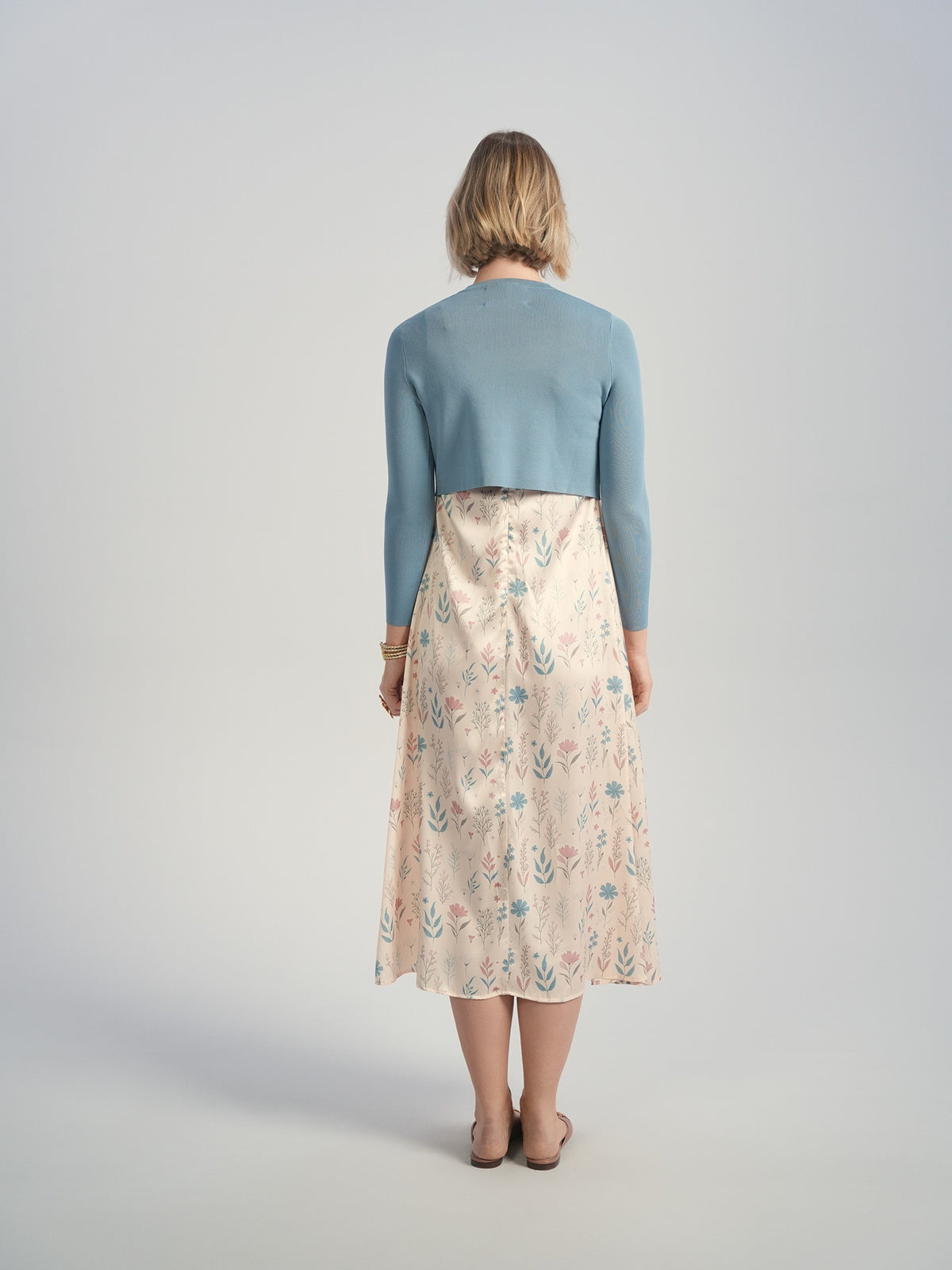 Aleeza Paris Yari Cropped Cardigan – modest top