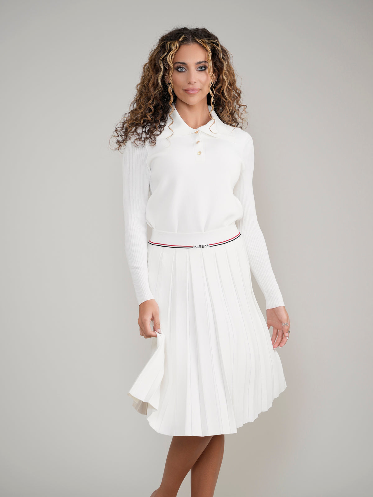White Knit Pleated Tennis Skirt With Aleeza Strip by Aleeza Paris – modest skirt