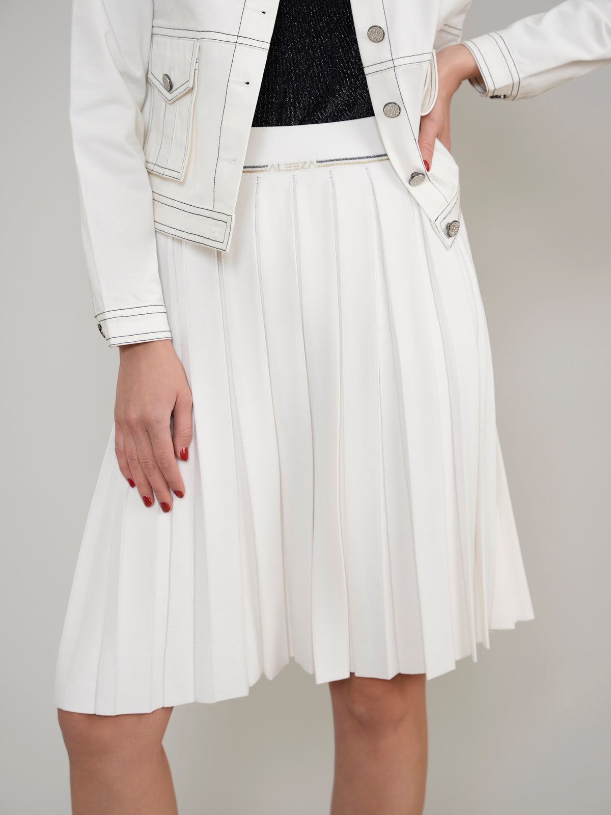 White Knit Pleated Tennis Skirt With Aleeza Strip by Aleeza Paris – modest skirt in White and Gold Strip