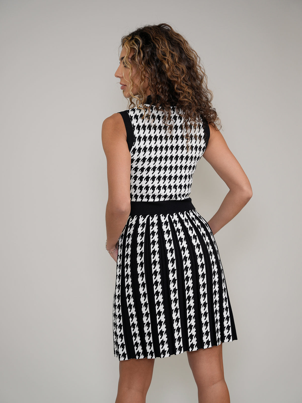 Aleeza Paris Houndstooth Knit Dress – modest dress in Black/White