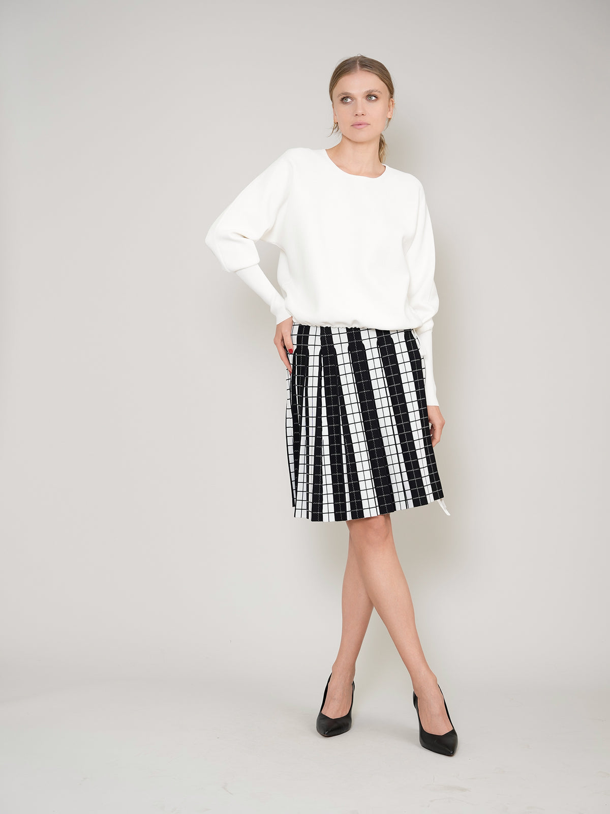 Aleeza Paris Knit Top With Bottom Drawstring – modest top