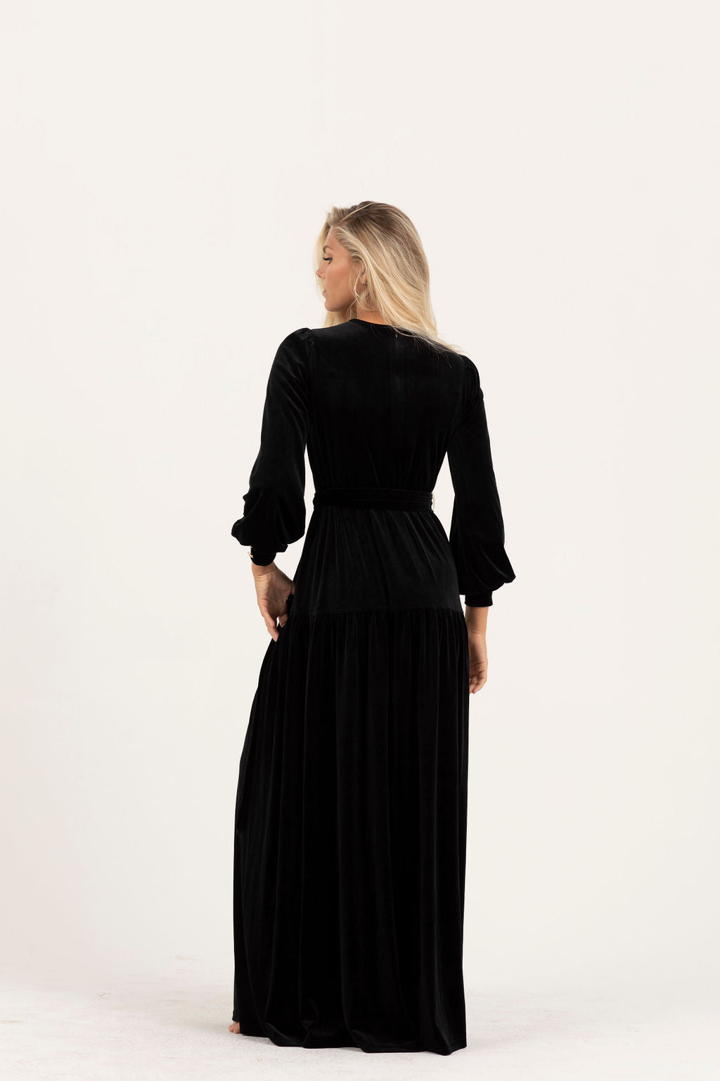 Aleeza Paris Mali Velvet Maxi Dress – modest dress in Black