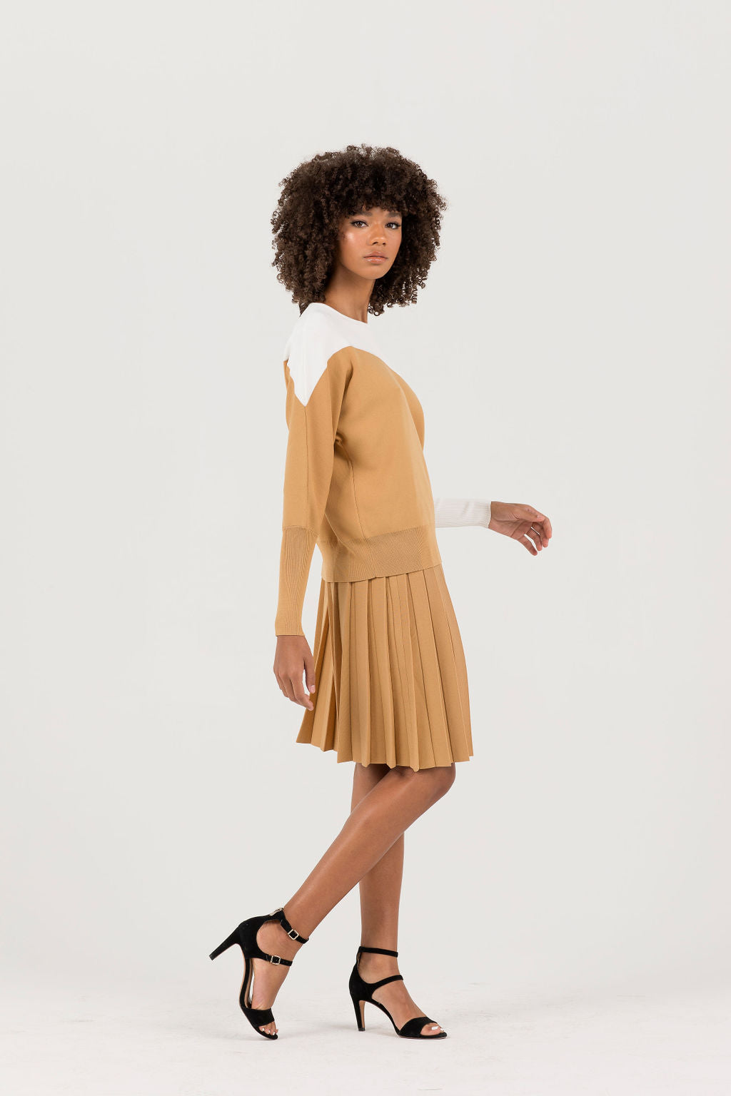 Aleeza Paris Riesling Knit Top – modest top