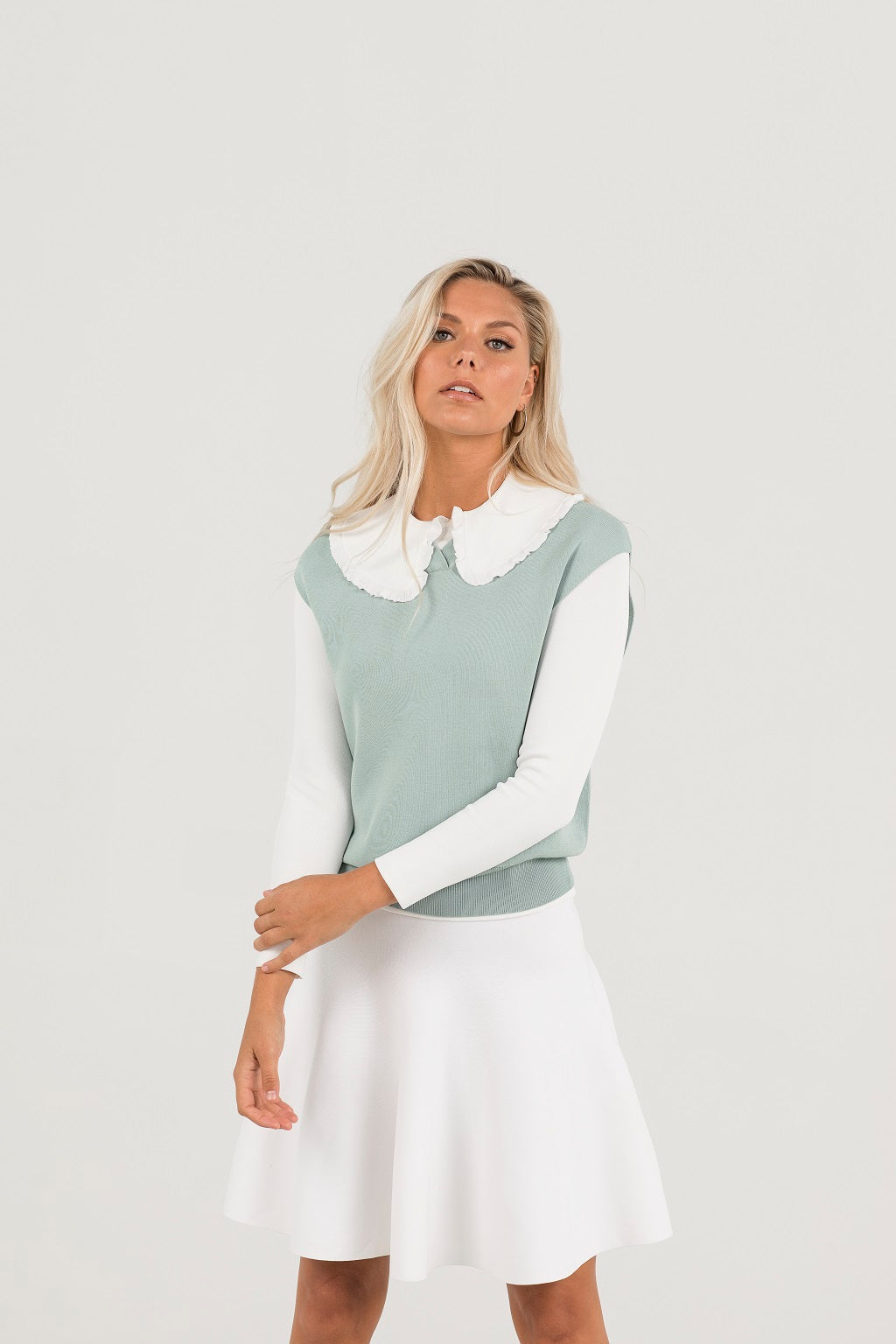 Aleeza Paris V Neck Knit Vest Tiffany – modest top in Tiffany