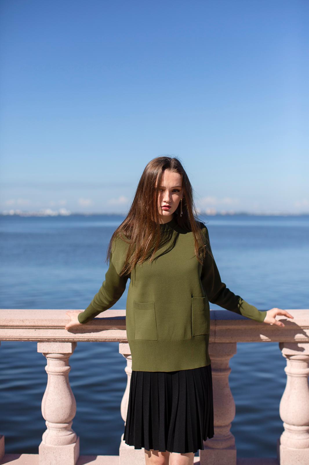 Aleeza Paris Two Pocket Sweater – modest top